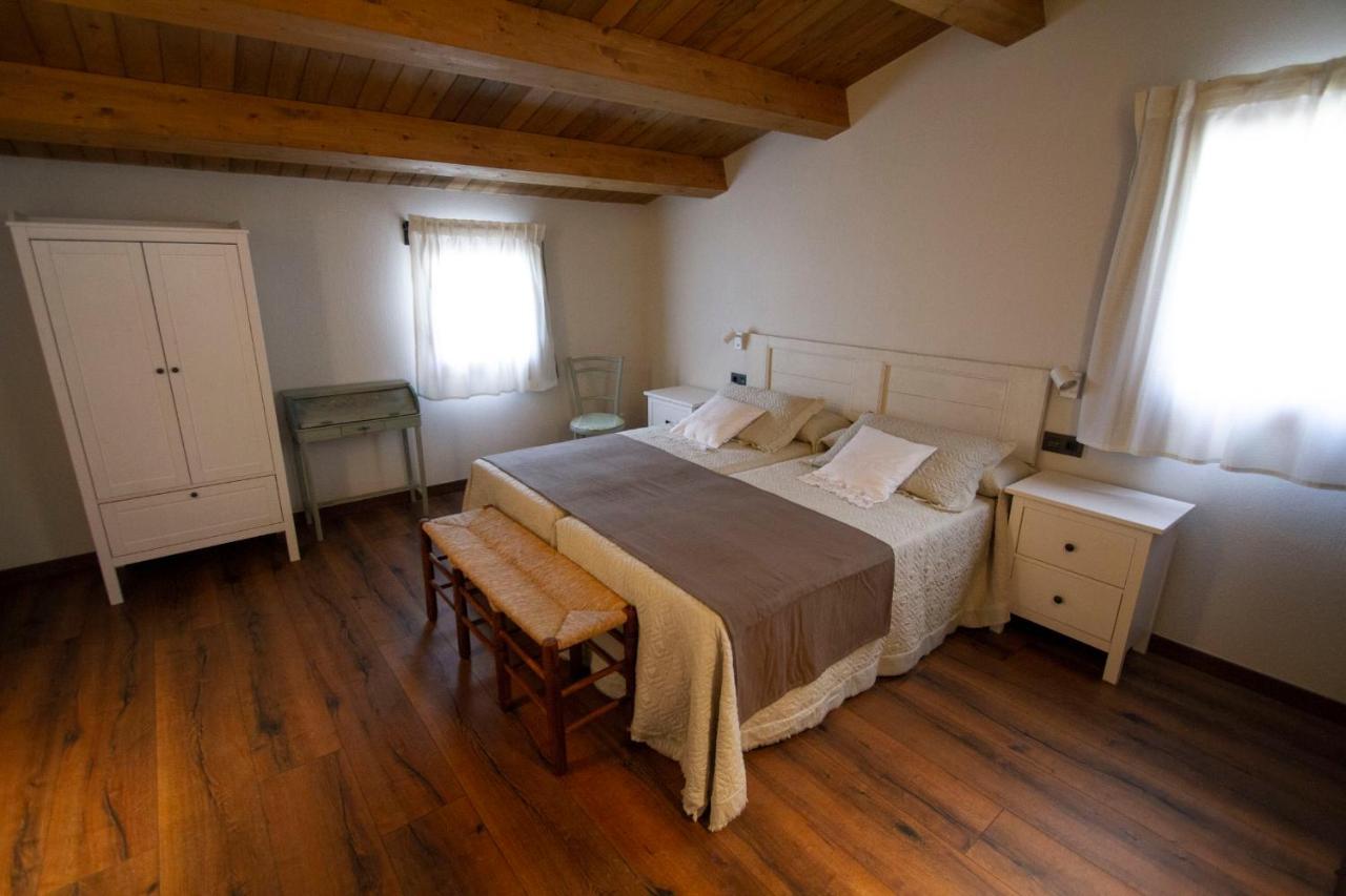 La Creu De La Pinya Villa Berga Luaran gambar